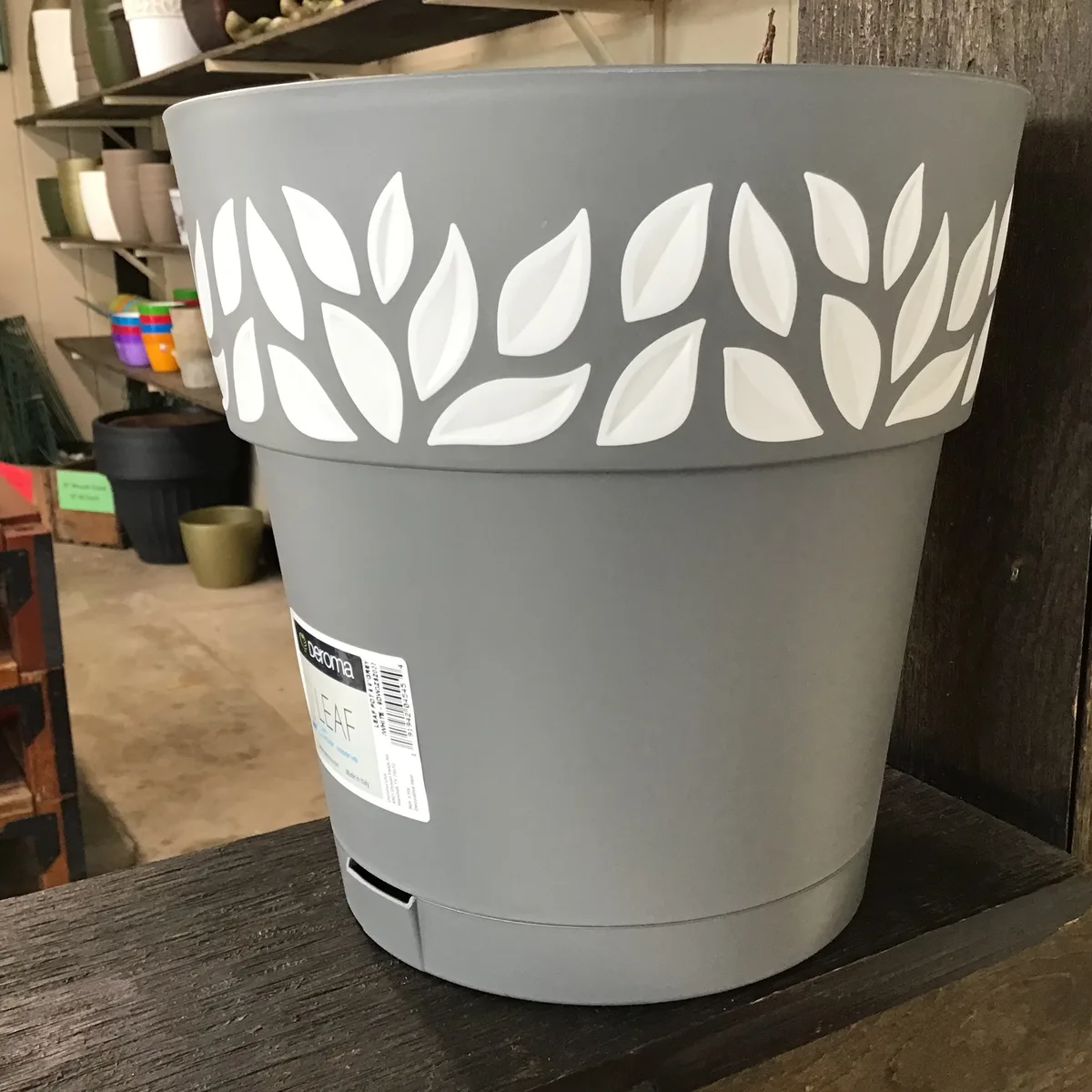 Deroma 9.8" Leaf Pot Premium Plastic Grey - Image 2