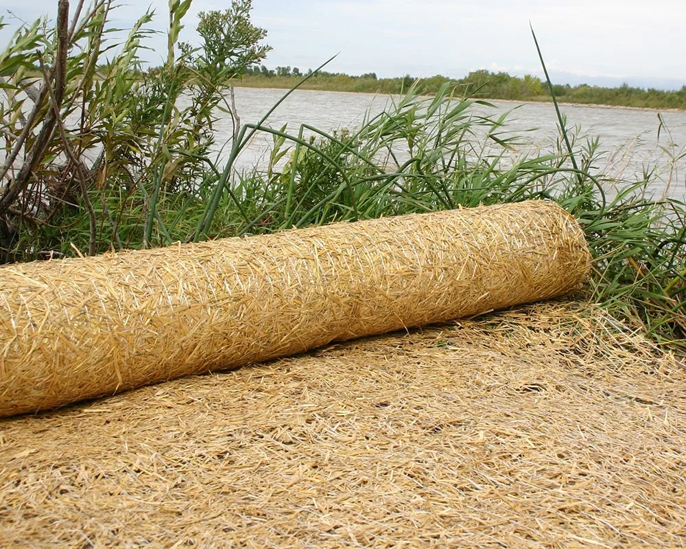 Erosion Tech 8'x112.5' Single Net Straw Blanket - Image 2