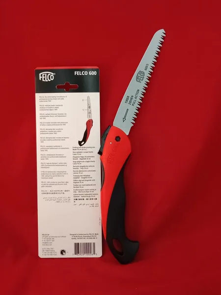 Felco F-600 Folding Saw w/ 6" Blade