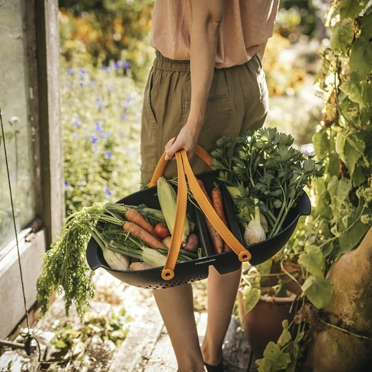 Fiskars Garden Harvest Basket - Image 2