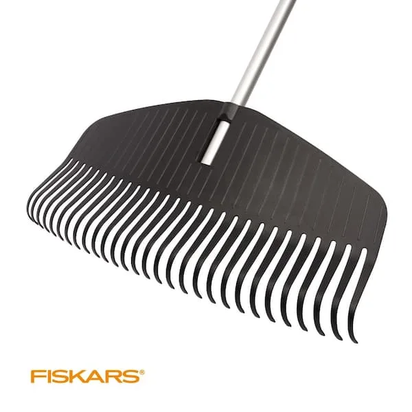 Fiskars Leaf Rake - Image 2