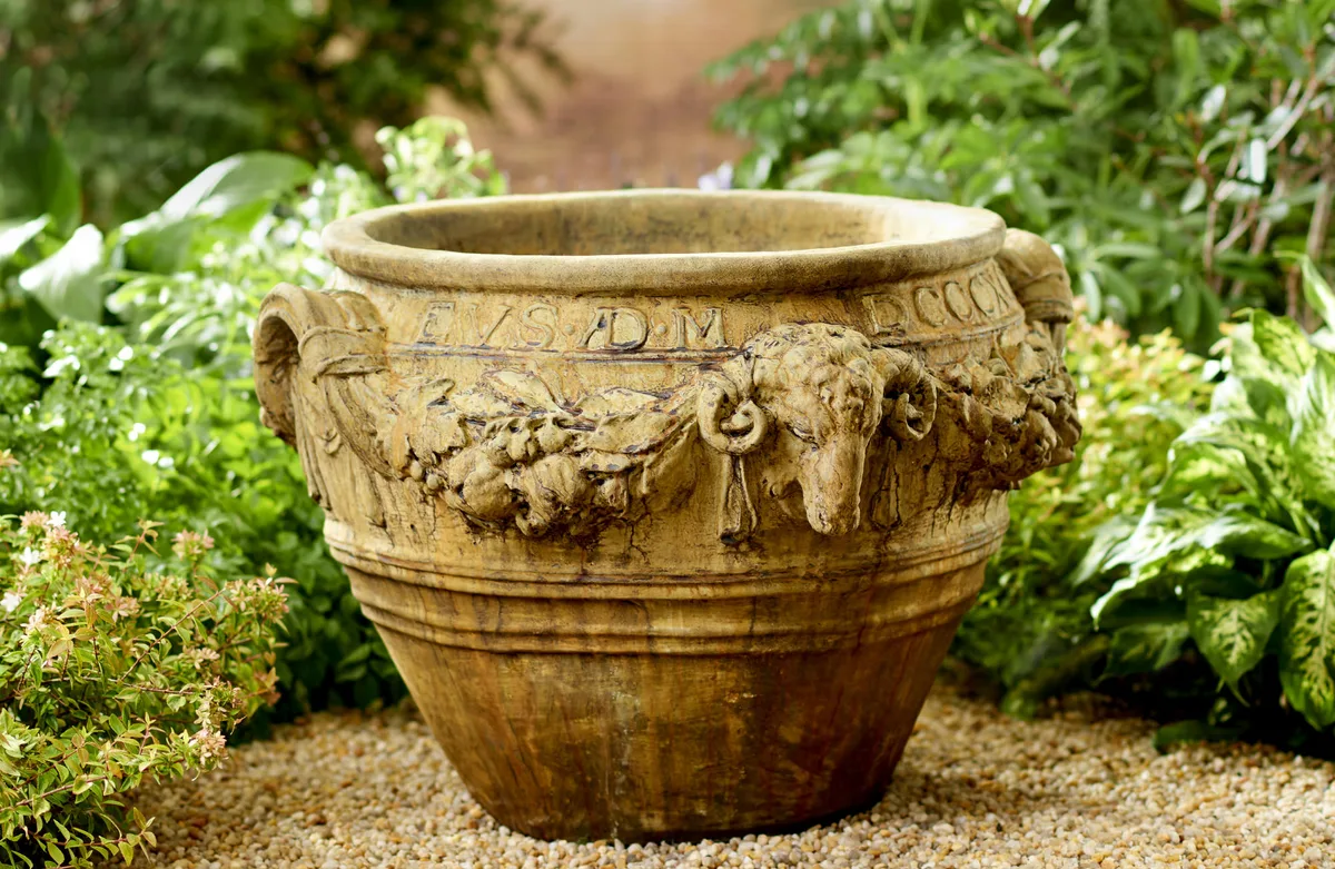 Grower Select Enviroblend 16in Tumbled Scroll Urn Stone (Case of 4) - Image 2