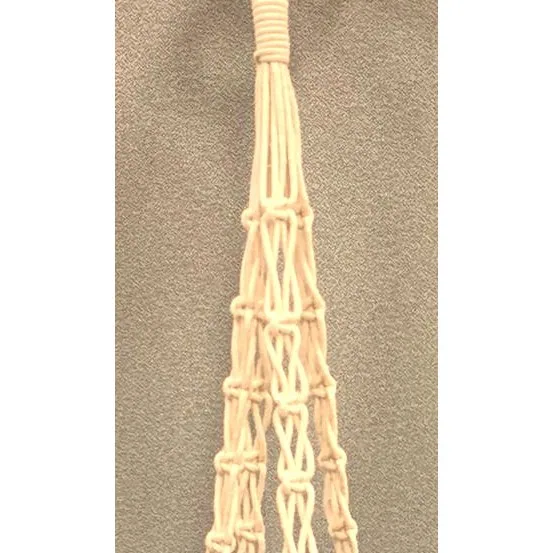 Primitive 40" Woven Link Hanger Cream