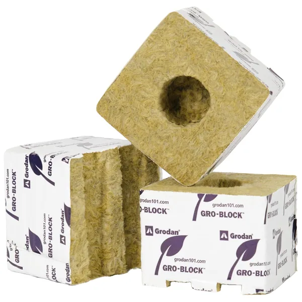 Roxul Usa Grodan Gro-Block Improved GR6.5 Small (4x4x2.6) w/Hole — Pallet of 2448