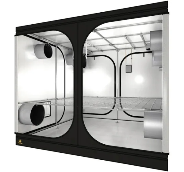 Secret Jardin Dark Room 240 v4.0 (8' x 8' x 79")