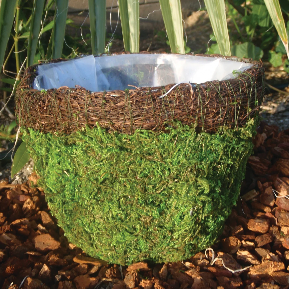 SuperMoss Vineyard Baskets